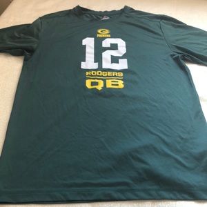 Majestic cool base Green Bay packers Medium sport apparel